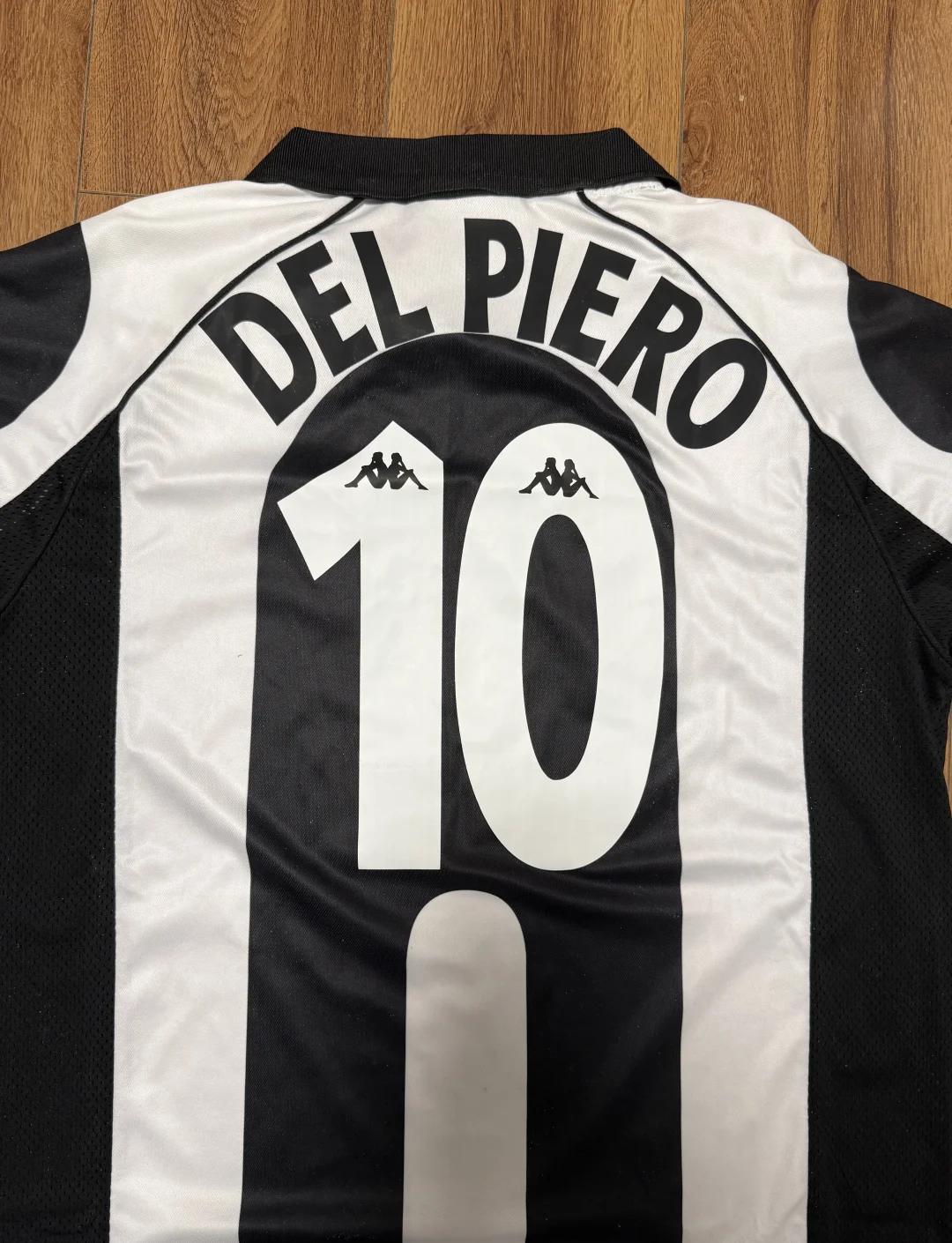 本菲卡旧将路易松晒照说在学习，照片显示他问AI足球总监职责（本菲卡名宿路易松晒学习照：向AI请教足球总监的职责）