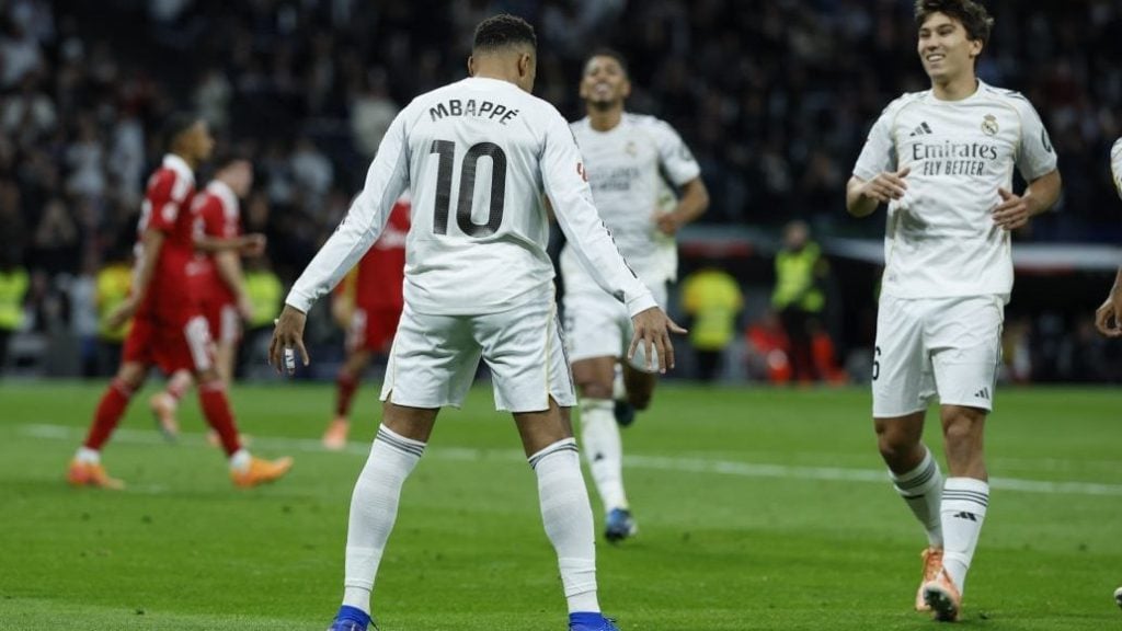 这场比赛的集锦全是名场面（这场比赛集锦，名场面刷屏）