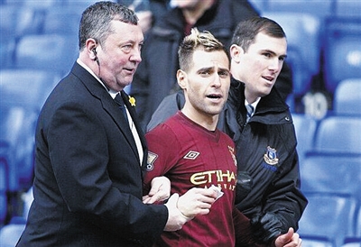 贝尔：在皇马时我没打那么多高尔夫，但人们只相信他们读到的（贝尔：皇马时期我高尔夫并不频繁，外界却只信报道）