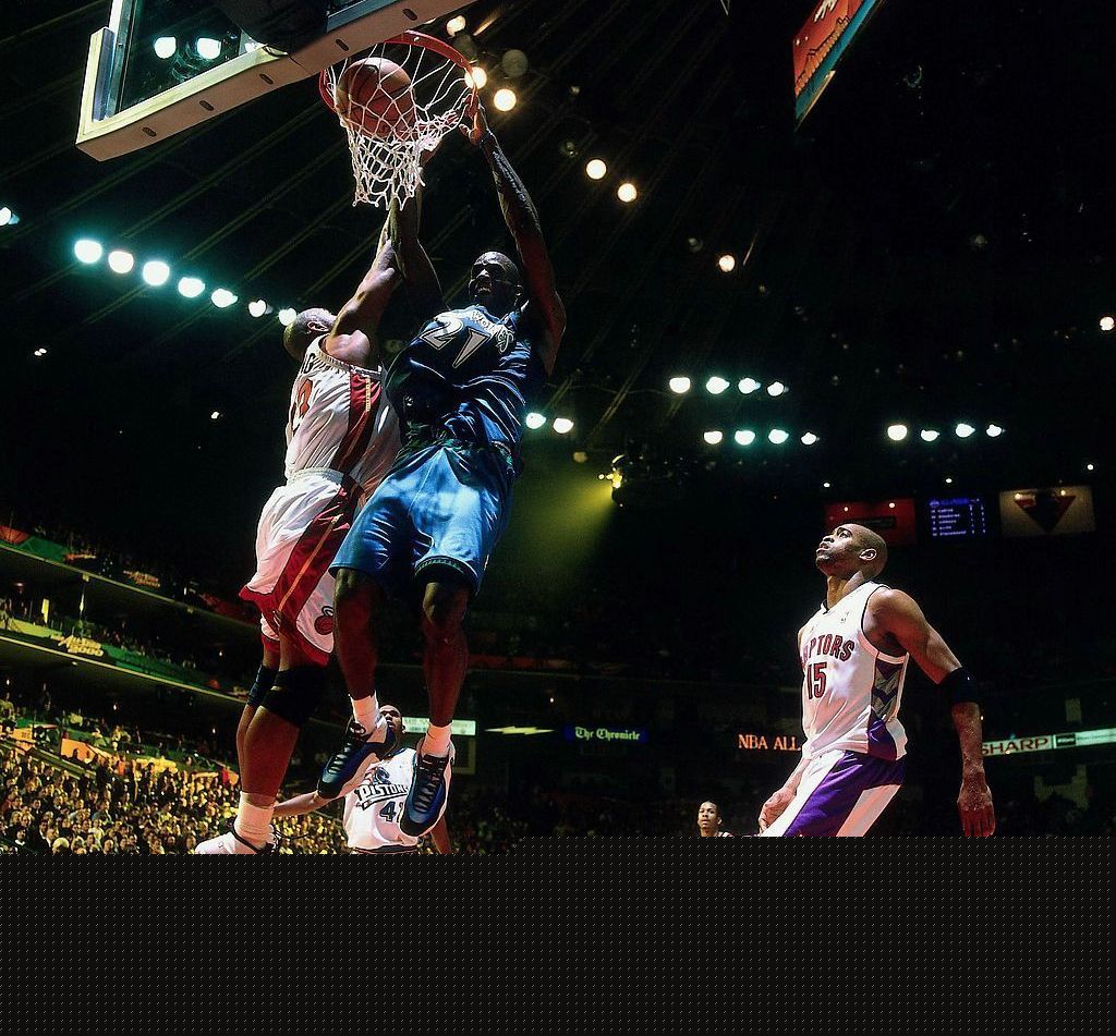 每体：贝西克塔斯想租特狮，承担全部薪资+选择买断费800万欧（每体：贝西克塔斯欲租借特尔施特根，愿全额承担薪水并附800万欧买断选项）