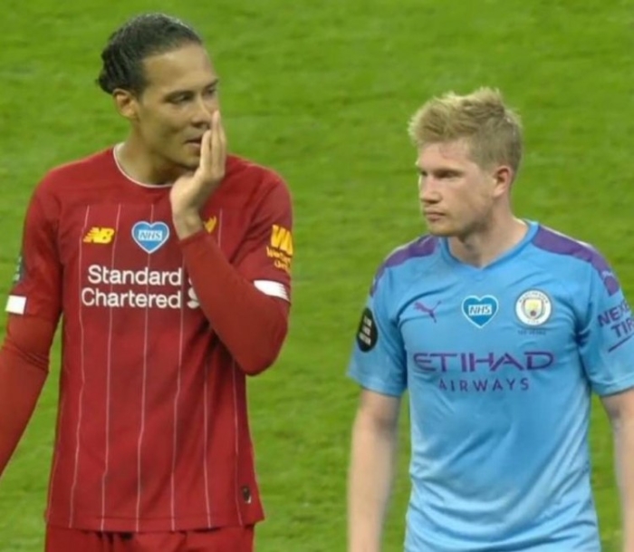 德转列2025年免签球员身价榜：戴维4500万第1，萨内3200万第2（德转2025年免签球员身价榜出炉：戴维斯4500万领跑，萨内3200万位列第二）