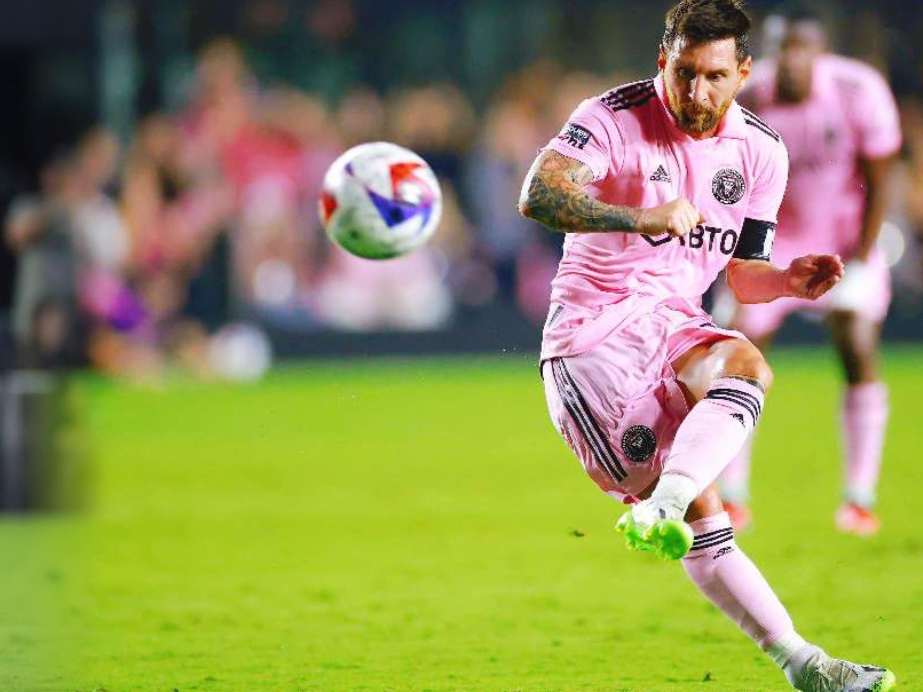 快船替补轮换表现突出（快船替补阵容发挥抢眼）