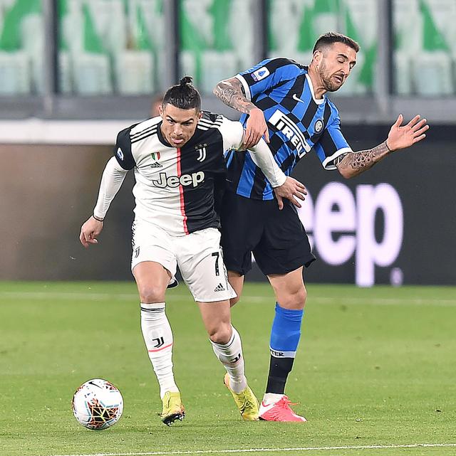 阿德莱德联门将：享受球队氛围，希望元旦前最后两战全取六分（阿德莱德联门将：队内氛围佳，盼元旦前两战全胜取满分）