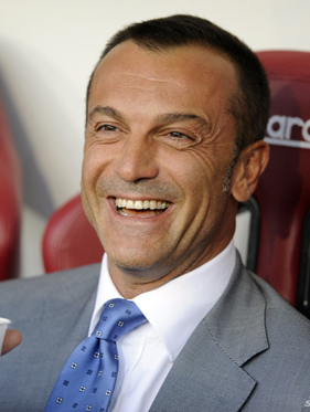 动漫展示欧冠新一轮第一比赛日的结果：（欧冠新一轮首个比赛日赛果动画速览）