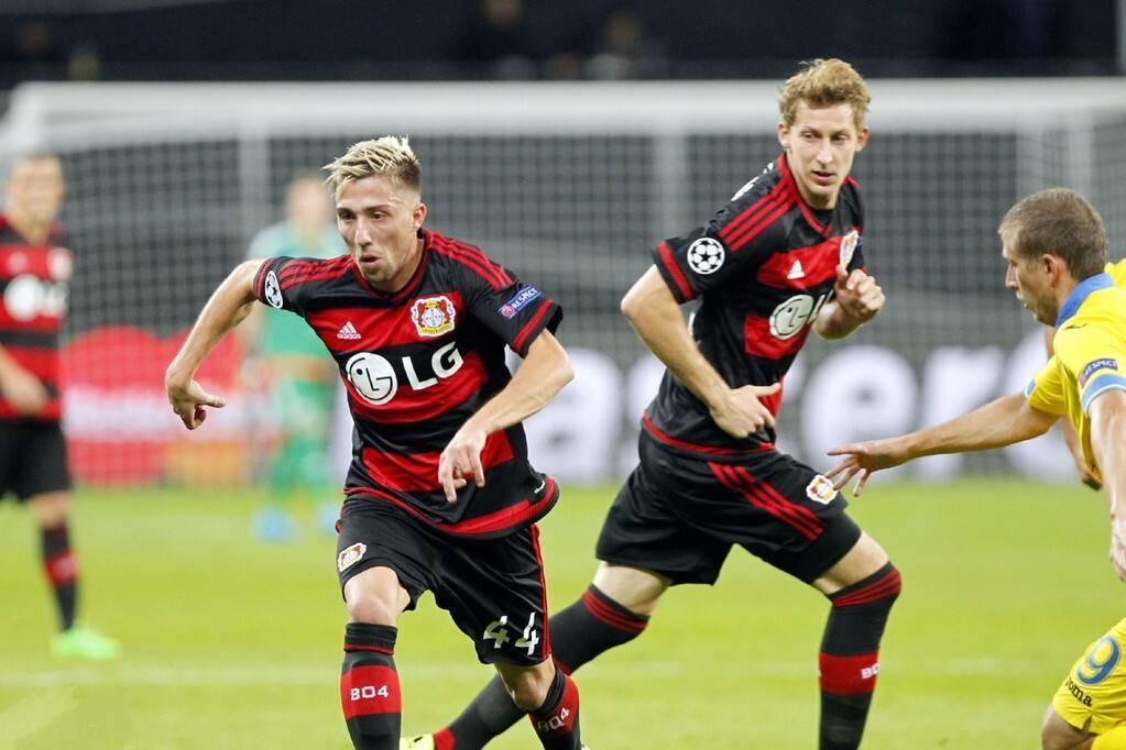 篮球鞋气垫与缓震差异解读（篮球鞋气垫与缓震：区别解析）